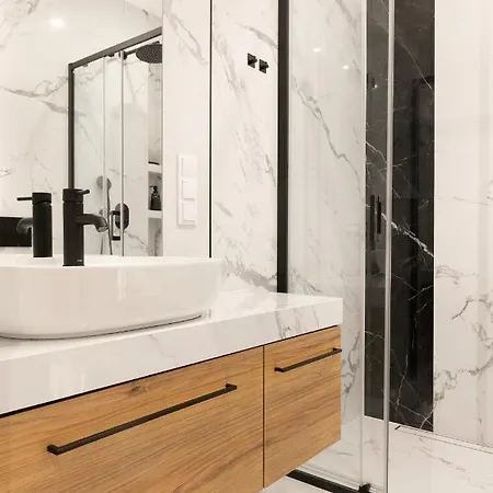 Modern With Air Conditioning, Old Town & Vistula River Appartement